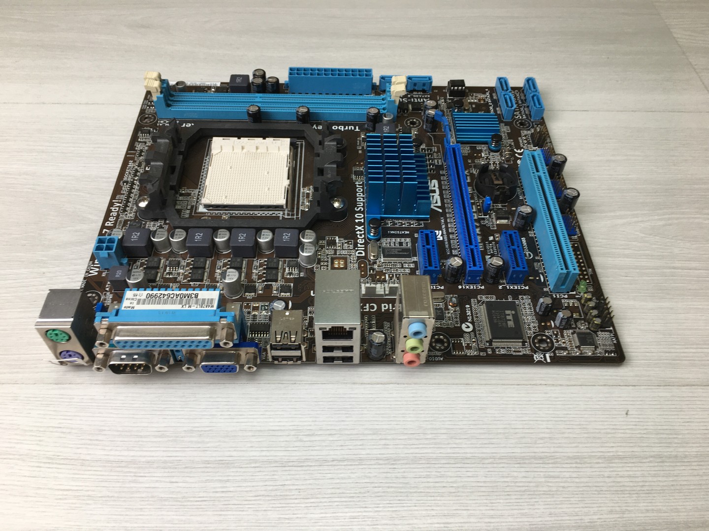 Материнская плата S-AM3 ASUS M4A78LT-M LX REV.1.02, AMD760G/VGA/2XDDR3/SATA/Sb/Lan/mATX, без планки "!"