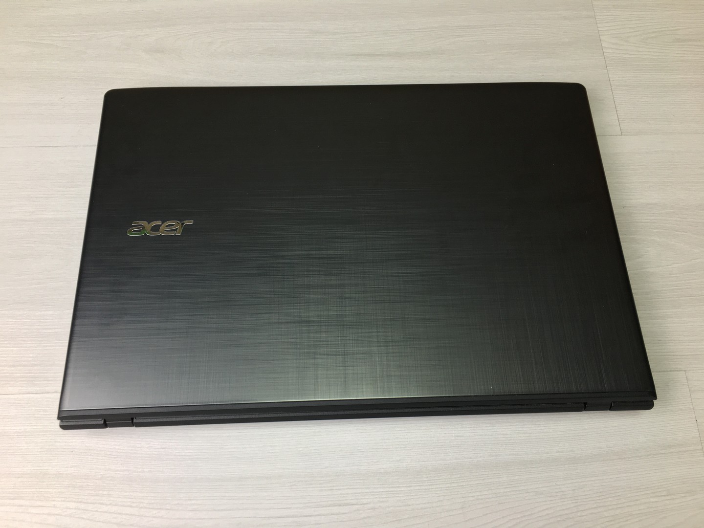 Ноутбук Acer Aspire E5-553G AMD A10-9600P 2,40 GHz/R7 M340/8G/SSD 240Gb/DVD-RW/Win10 15,6", 0мин "!"