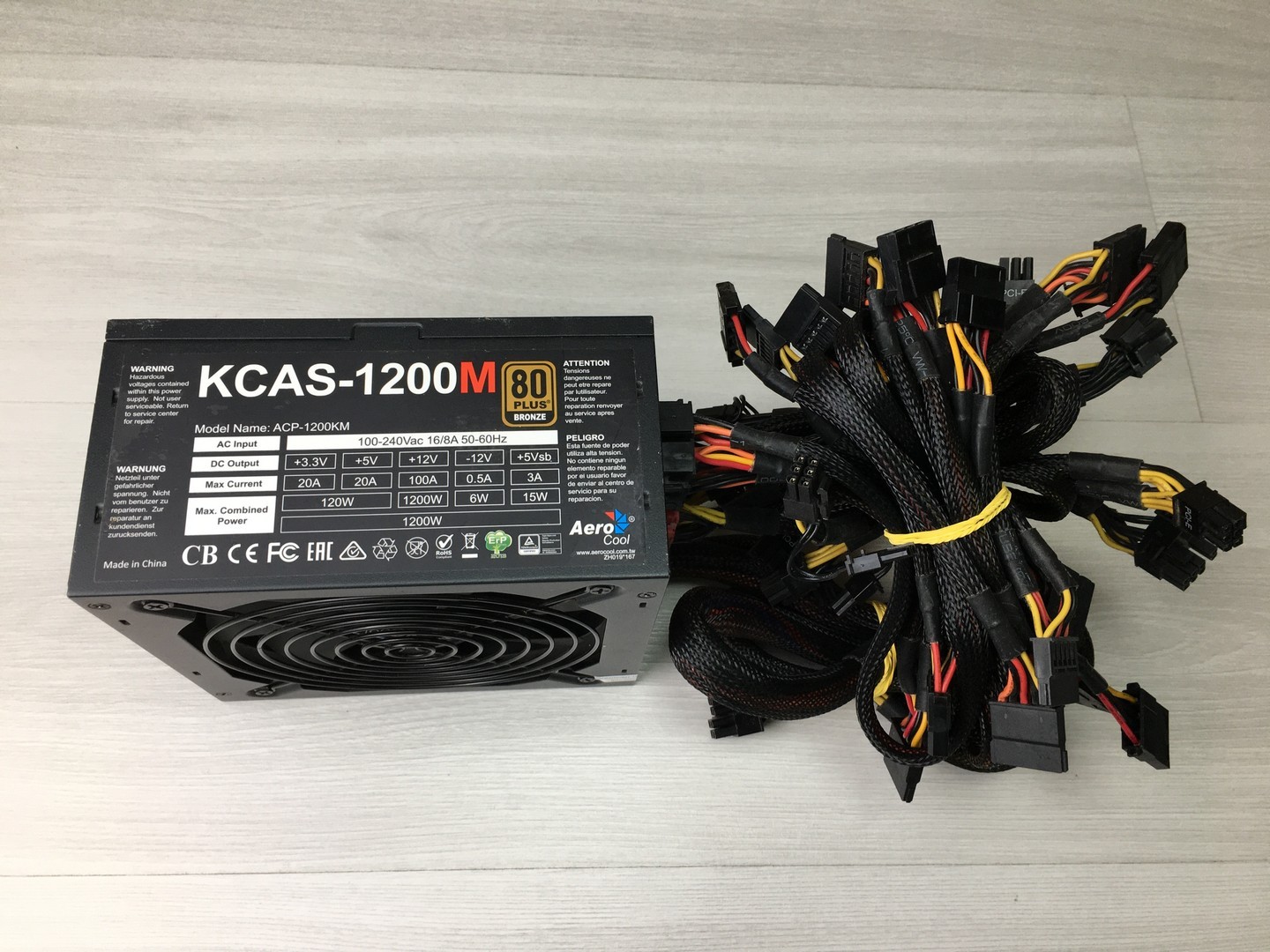 Блок питания 1200W AeroCool KCAS-1200M ACP-1200KM 24+4+4/8x6+2 PCI-E/9SATA/140fan 80Plus BRONZE модульный ATX "!"