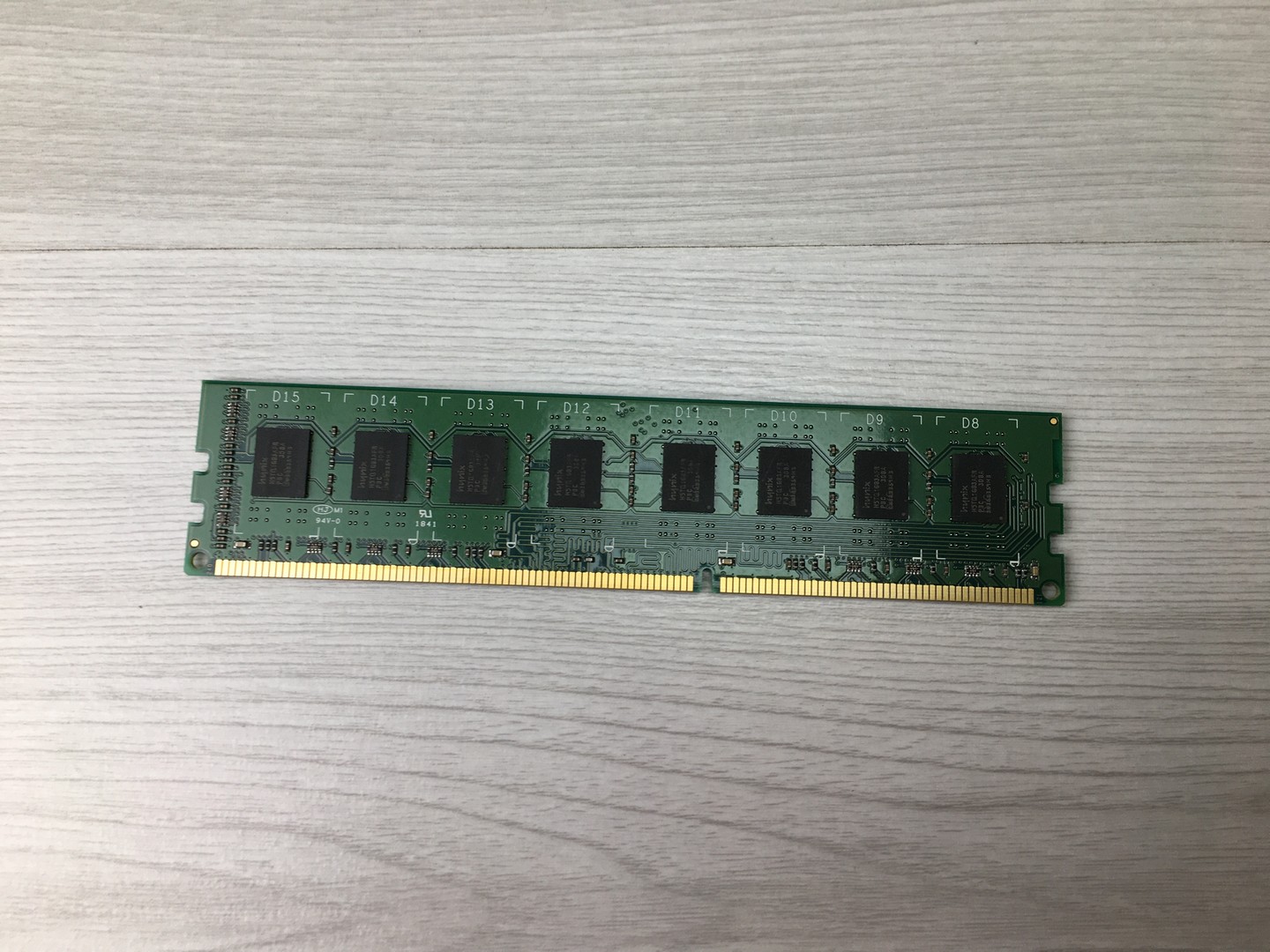 Оперативная память DIMM DDR3 2Gb 1600Mhz PC-12800 Hynix HMT125U6TFR8C-PB "!"