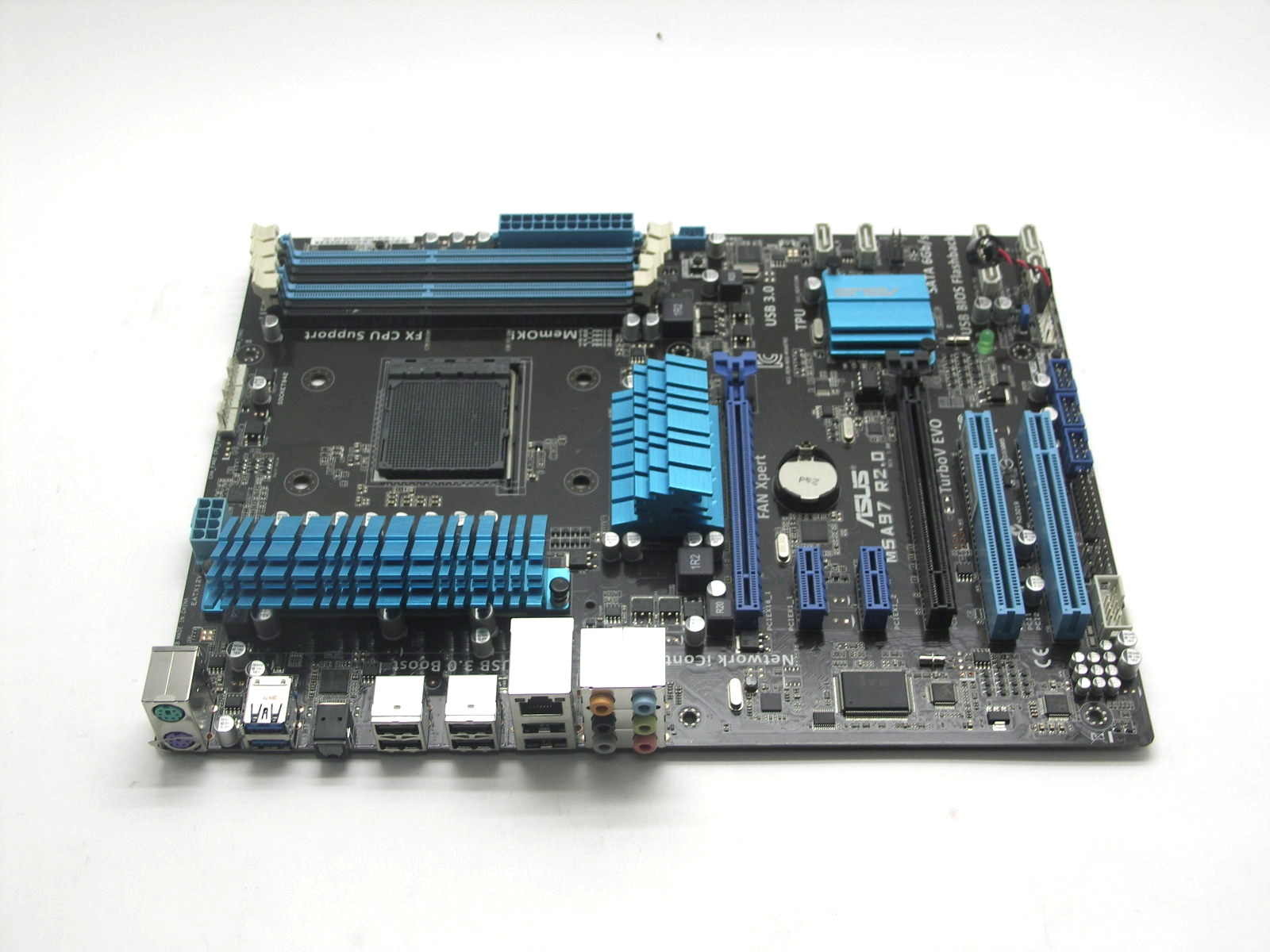 Материнская плата S-AM3+ ASUS M5A97 R2.0, AMD970/4xDDR3/USB3.0/SB/Lan/ATX "!"